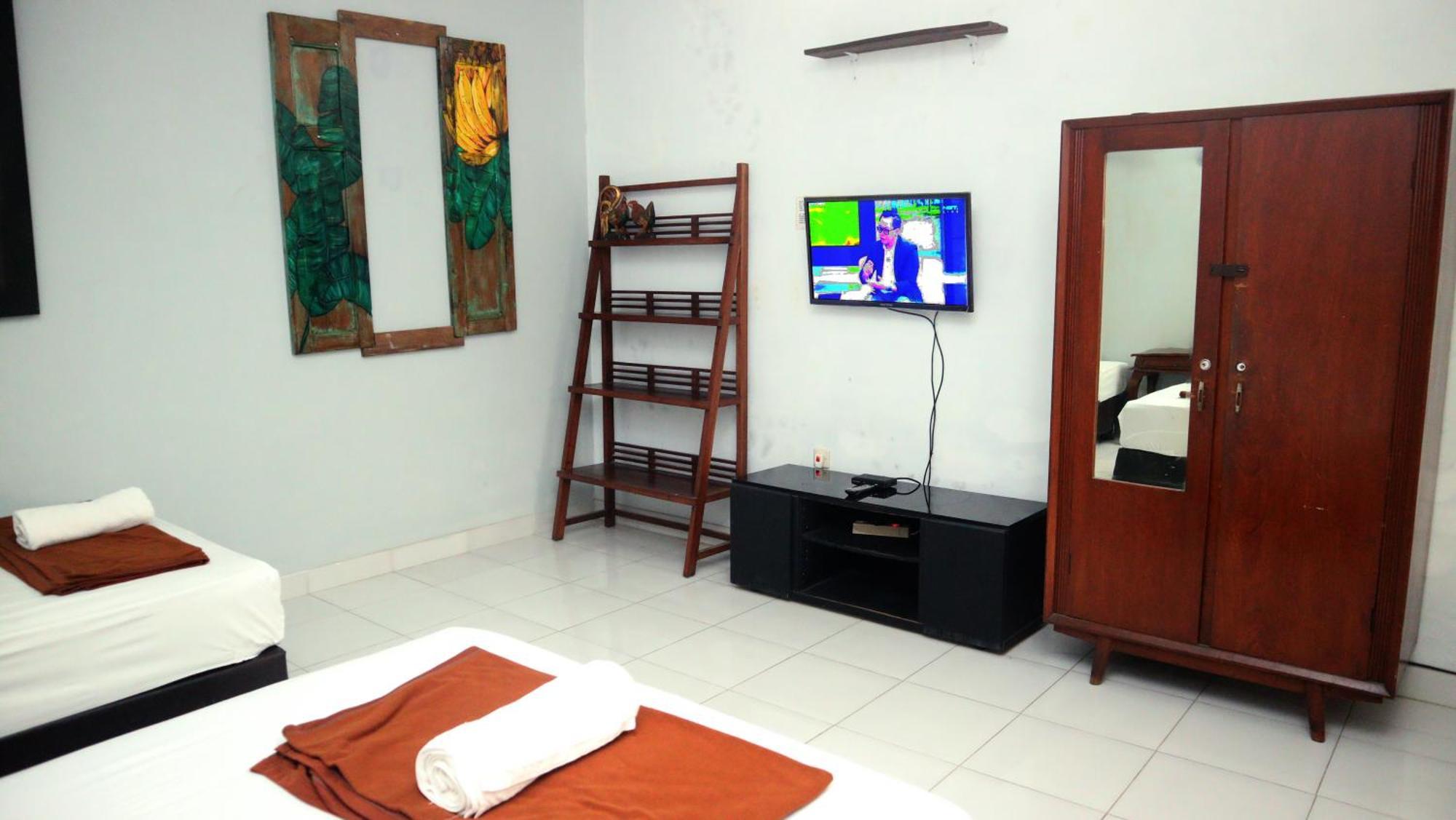 Budarno Homestay Kejayan Exterior photo
